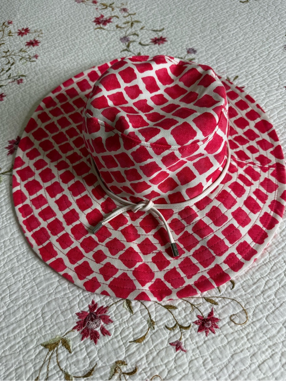Coach Full Brim Beach Hat Cotton Canvas Sun Pink & Cream Tile Pattern Size M|L - Picture 2 of 8